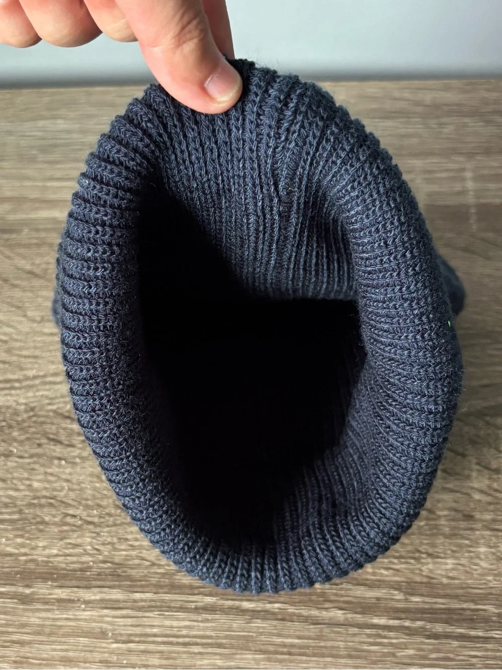Columbia Whirlibird Cuffed Knit Winter Beanie  NEW Youth navy blue acrylic